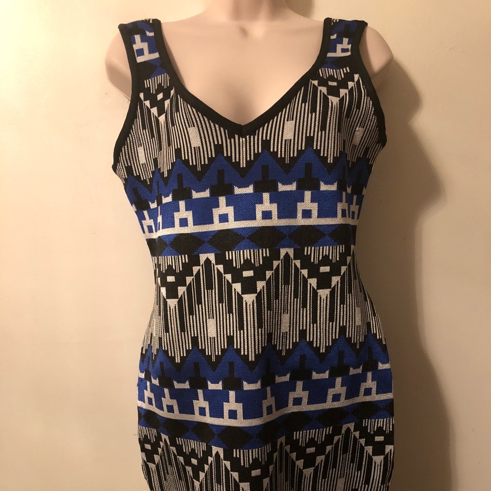 Mini 2B Bebe dress size L - blue/black white new